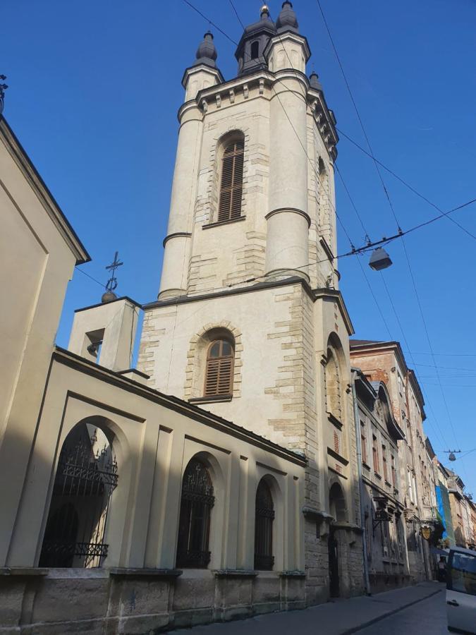 Апартаменти У Шевальє. Lviv Buitenkant foto