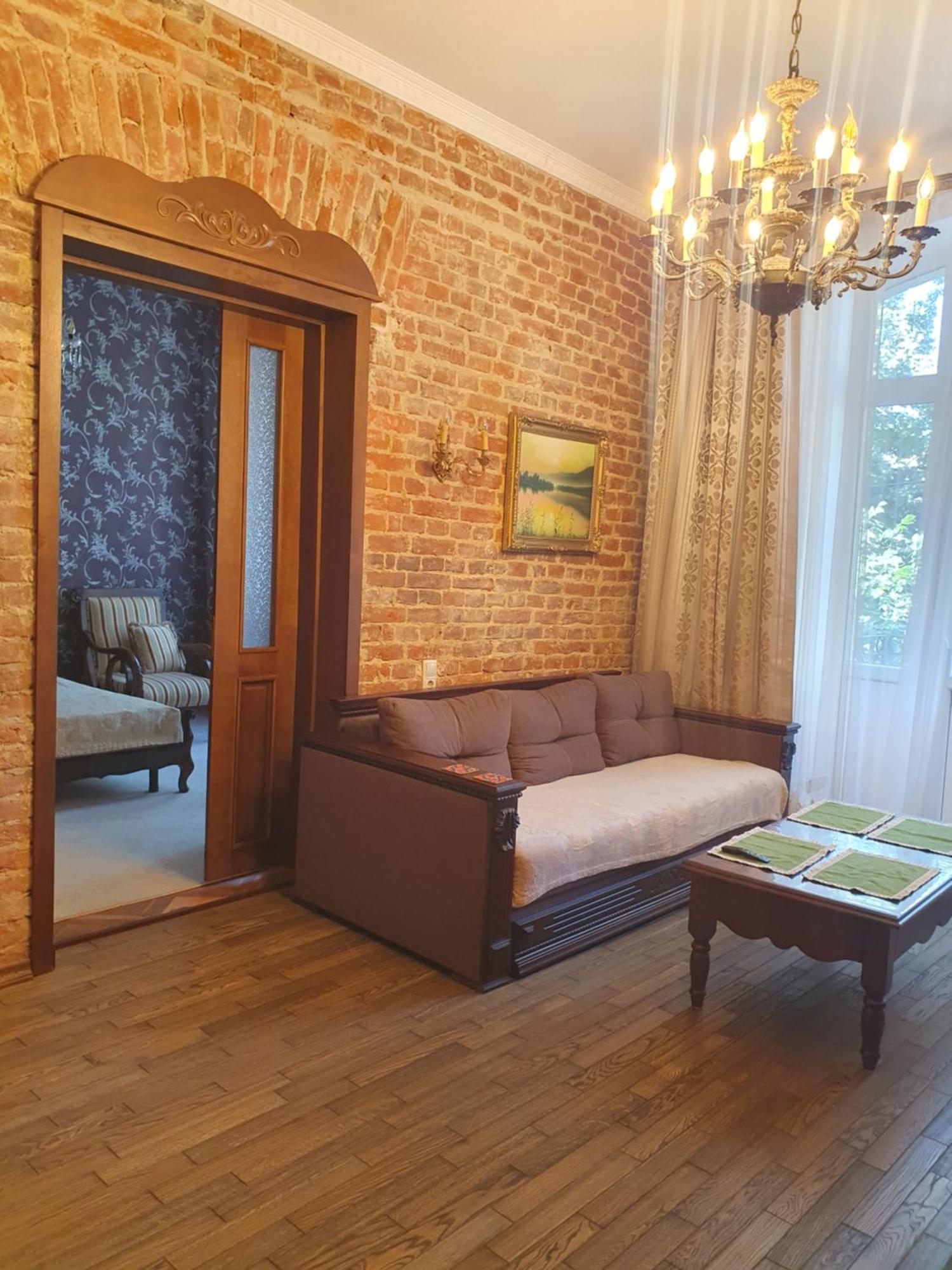 Апартаменти У Шевальє. Lviv Buitenkant foto