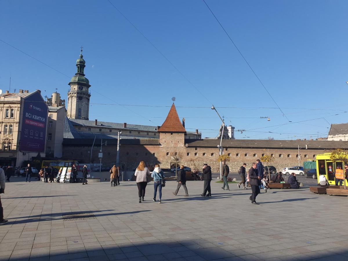 Апартаменти У Шевальє. Lviv Buitenkant foto