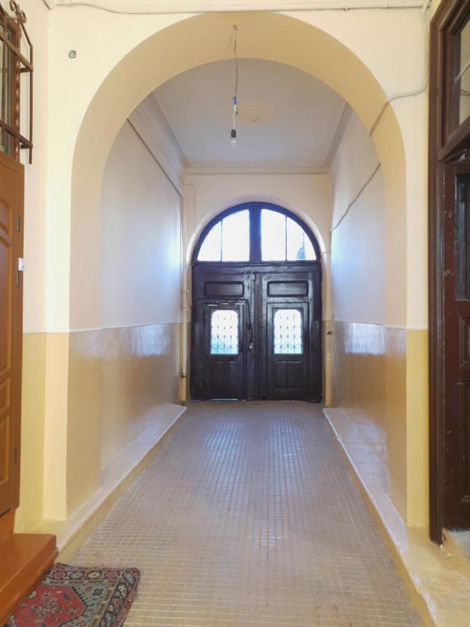 Апартаменти У Шевальє. Lviv Buitenkant foto